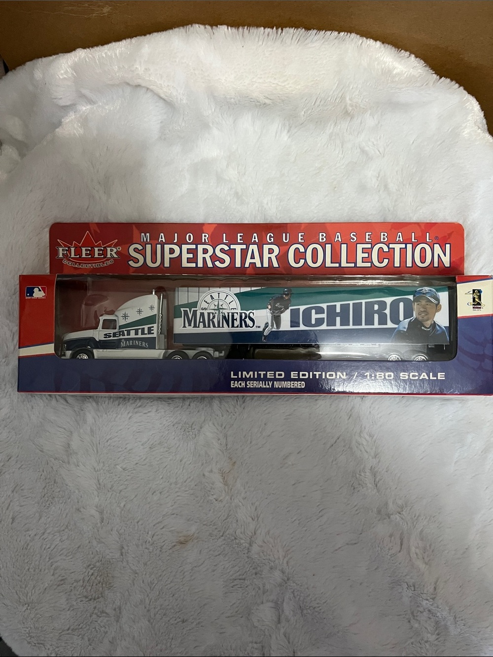 2002 Fleer Mariners Ichiro Die-Cast Truck